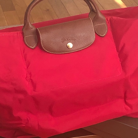 ***SOLD*** Longchamp Le Pliage Nylon Weekender - Picture 5 of 7